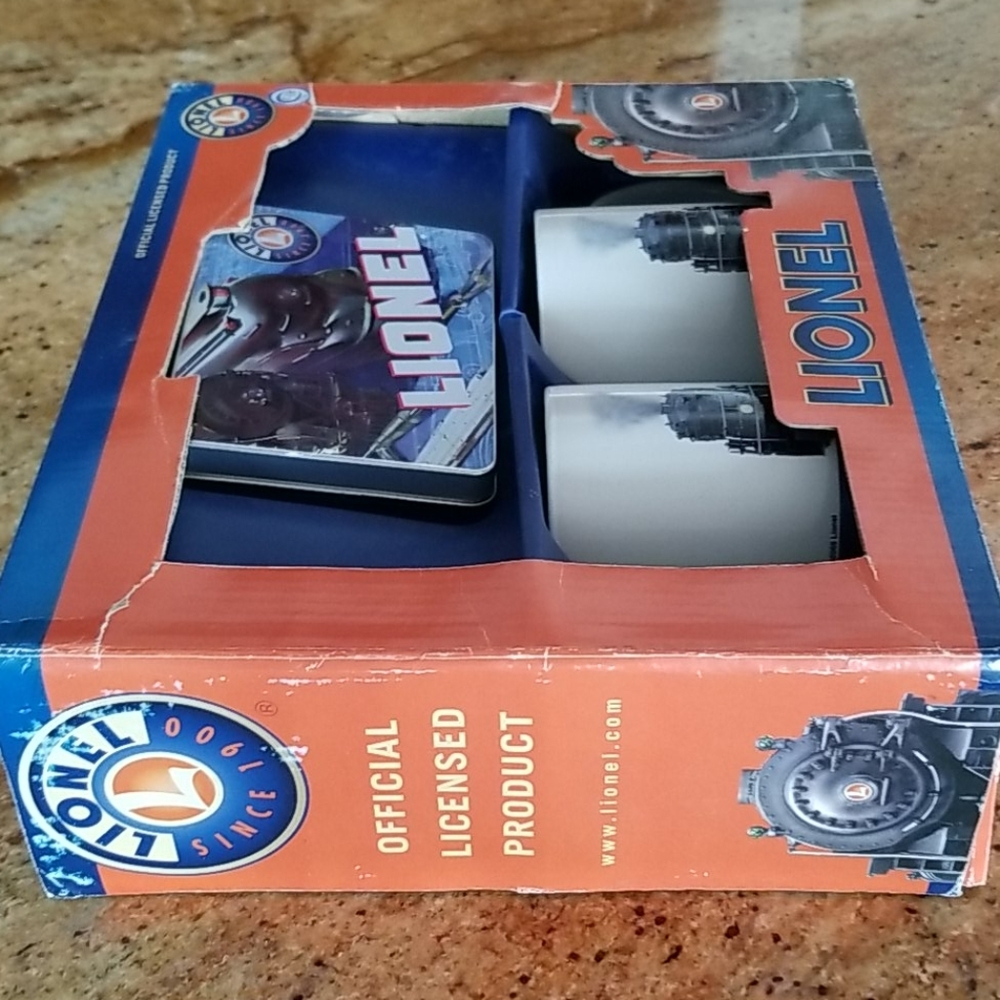 VTG Lionel Gift Set Collectible Mugs & Cocoa Tin - Picture 9 of 16